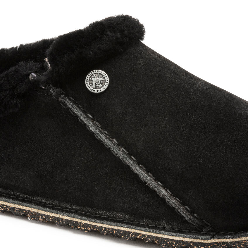 
                      
                        Zermatt Premium Shearling : Black
                      
                    